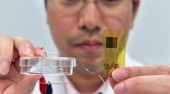 Investigadores japoneses crean un termómetro ultrafino que se adhiere a la piel