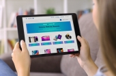 Carrefour amplía sus servicios con el renting de productos digitales con rentall
